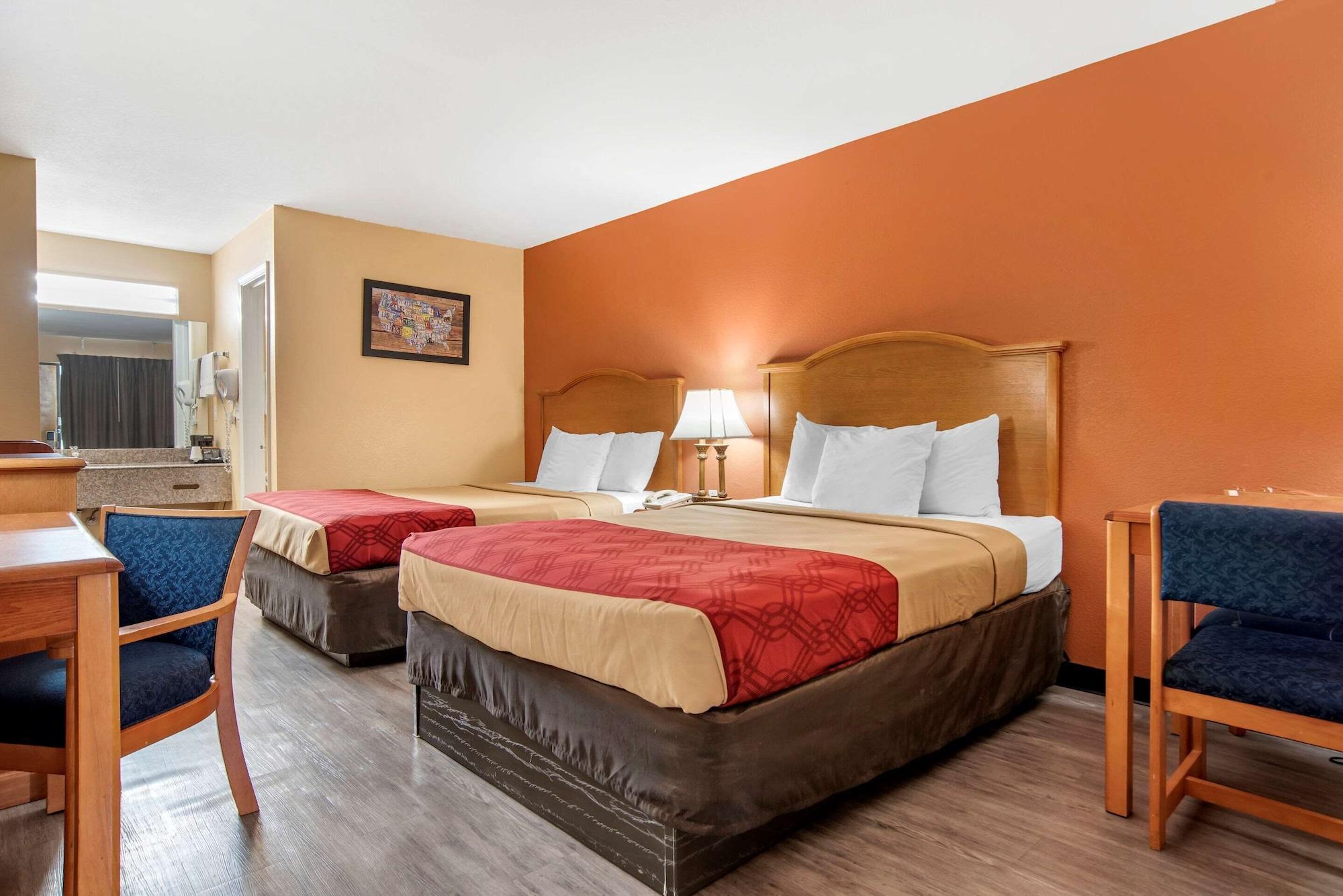 Econo Lodge Inn & Suites Evergreen Exteriér fotografie