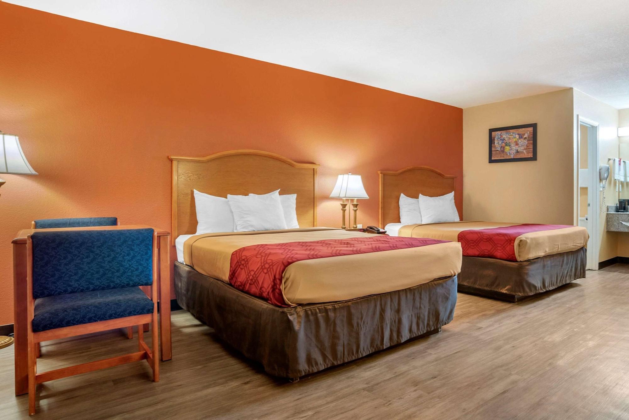Econo Lodge Inn & Suites Evergreen Exteriér fotografie